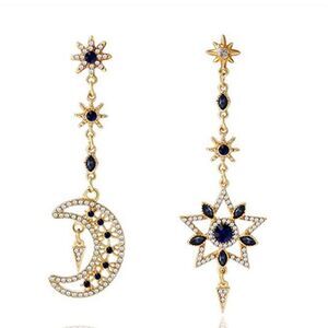 NWT She Hung The Moon and Stars.